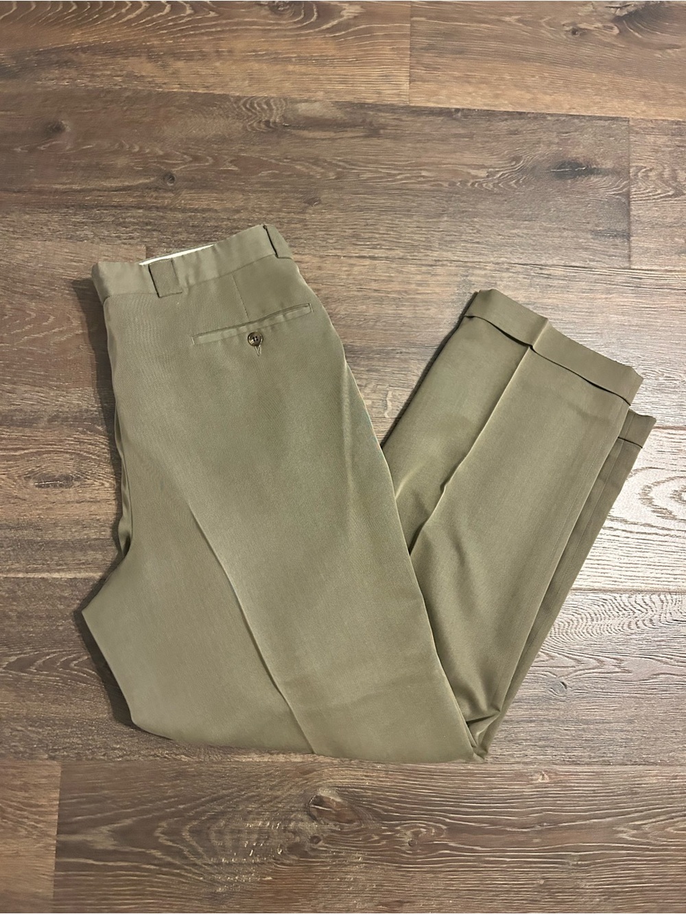 Men's Classic Flat-Front Dress Pants in Khaki with Olive Tint